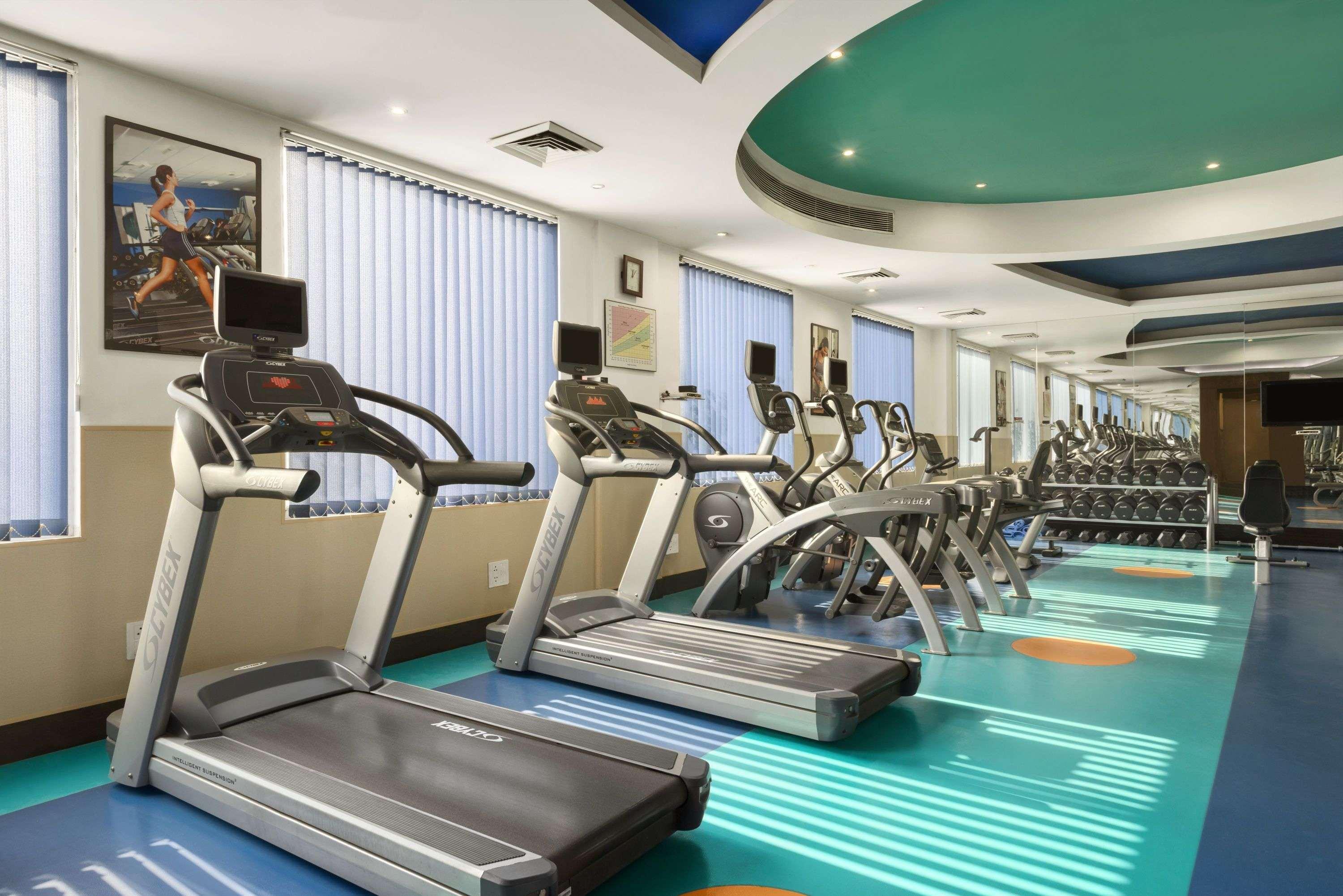 Ramada By Wyndham Jalandhar City Center Extérieur photo